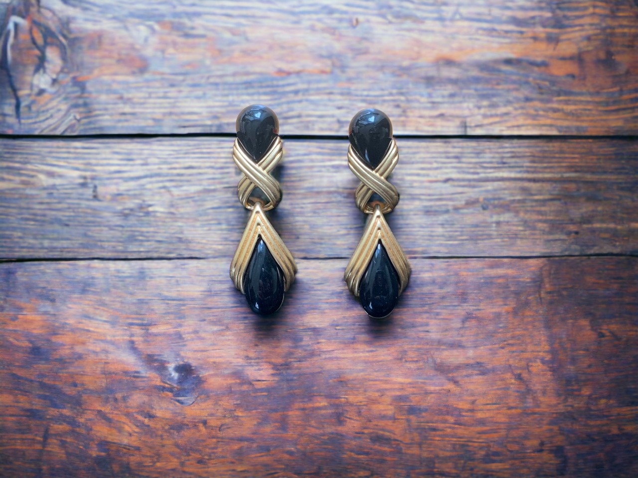 Vintage Design Classic Elegant Droplet Statement Earrings
