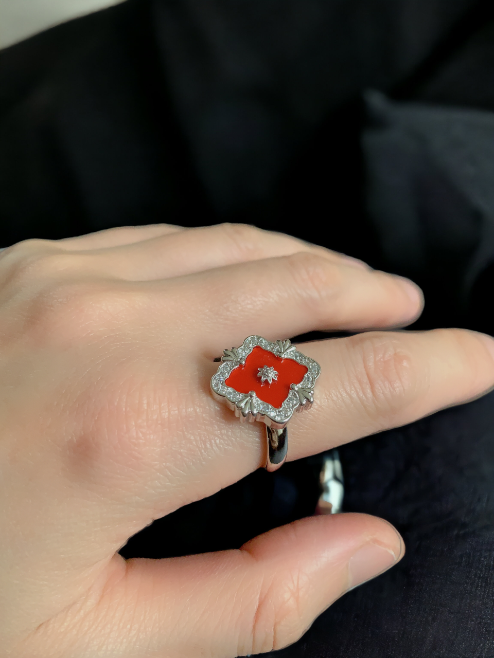 Lucky Clover Signet Floral Ring
