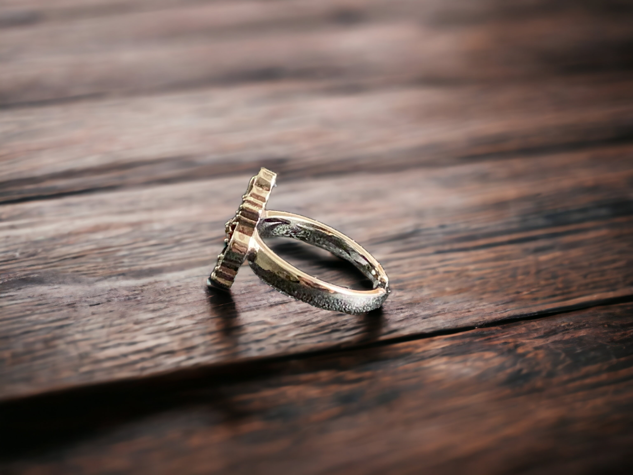 Lucky Clover Signet Floral Ring