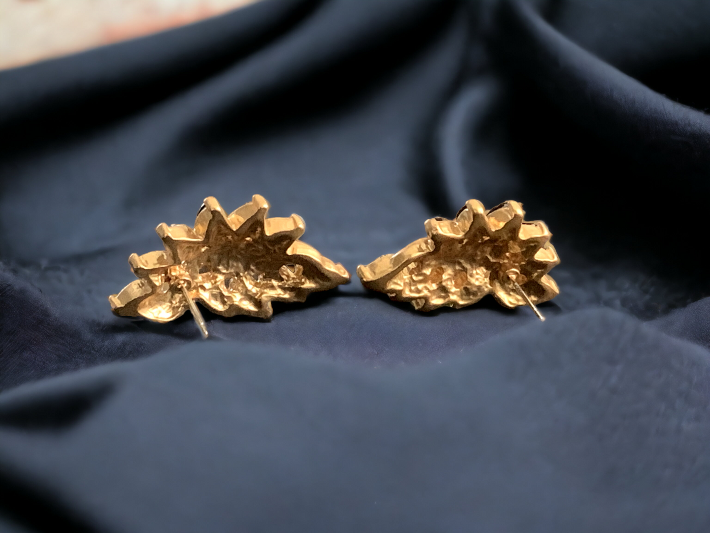 Blue Sparkly Leaf Shape Earrings