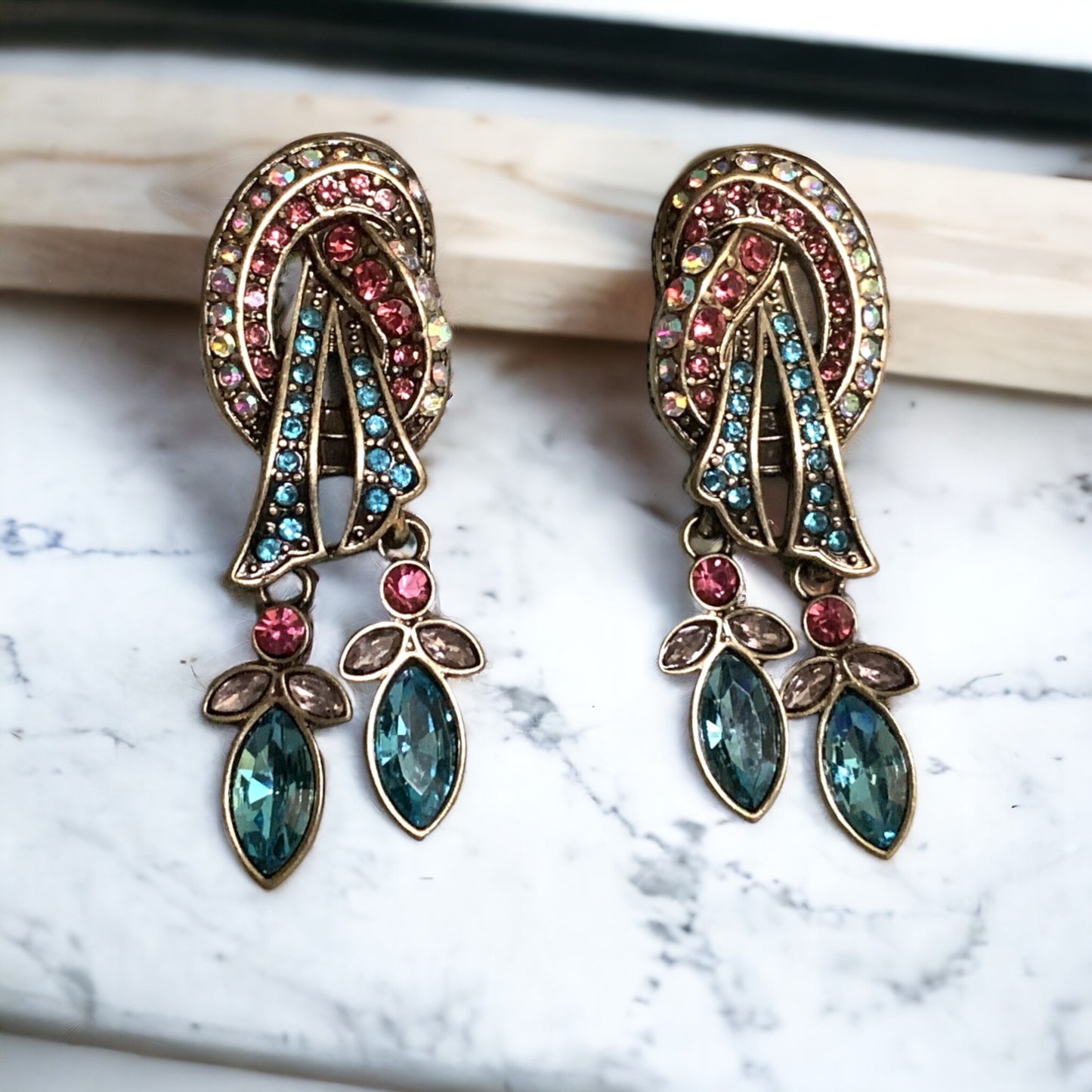 Knot Sparkly Earrings