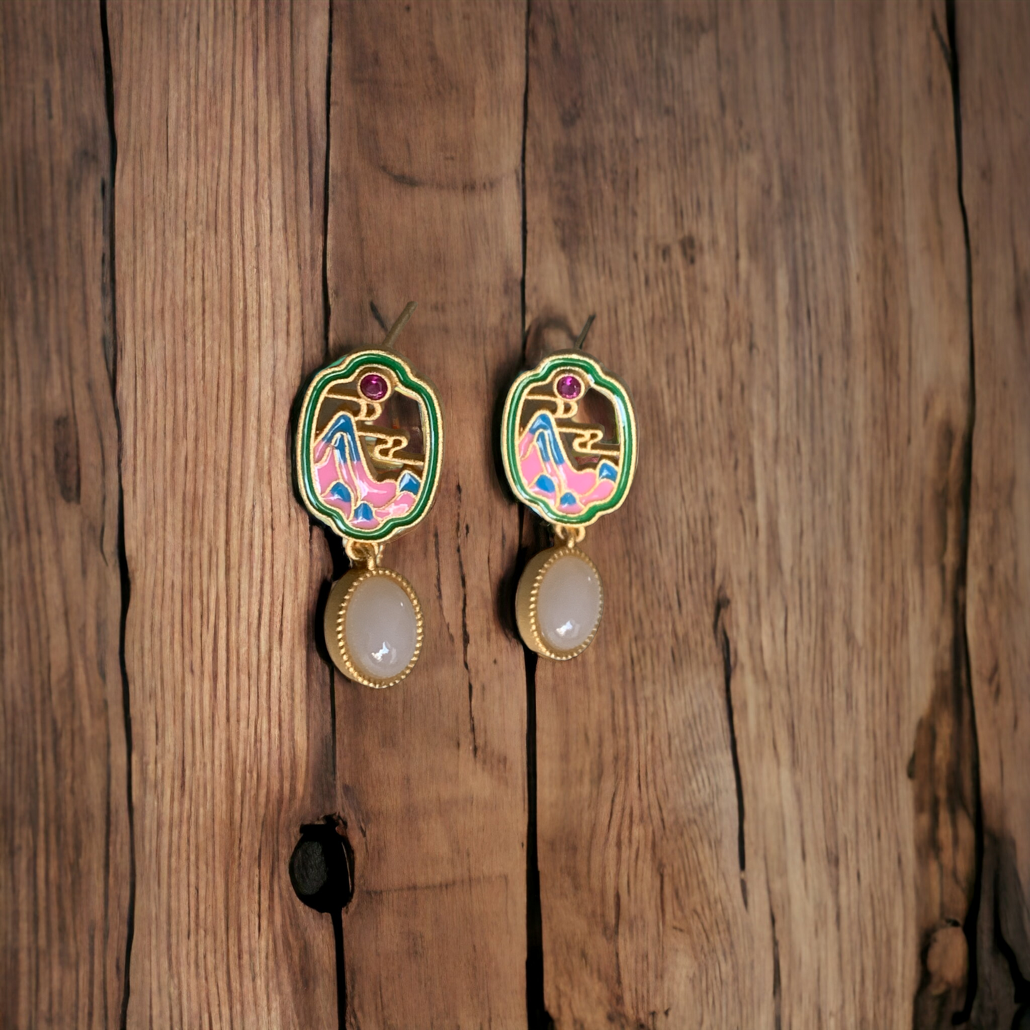 Mountain Shape Earrings
