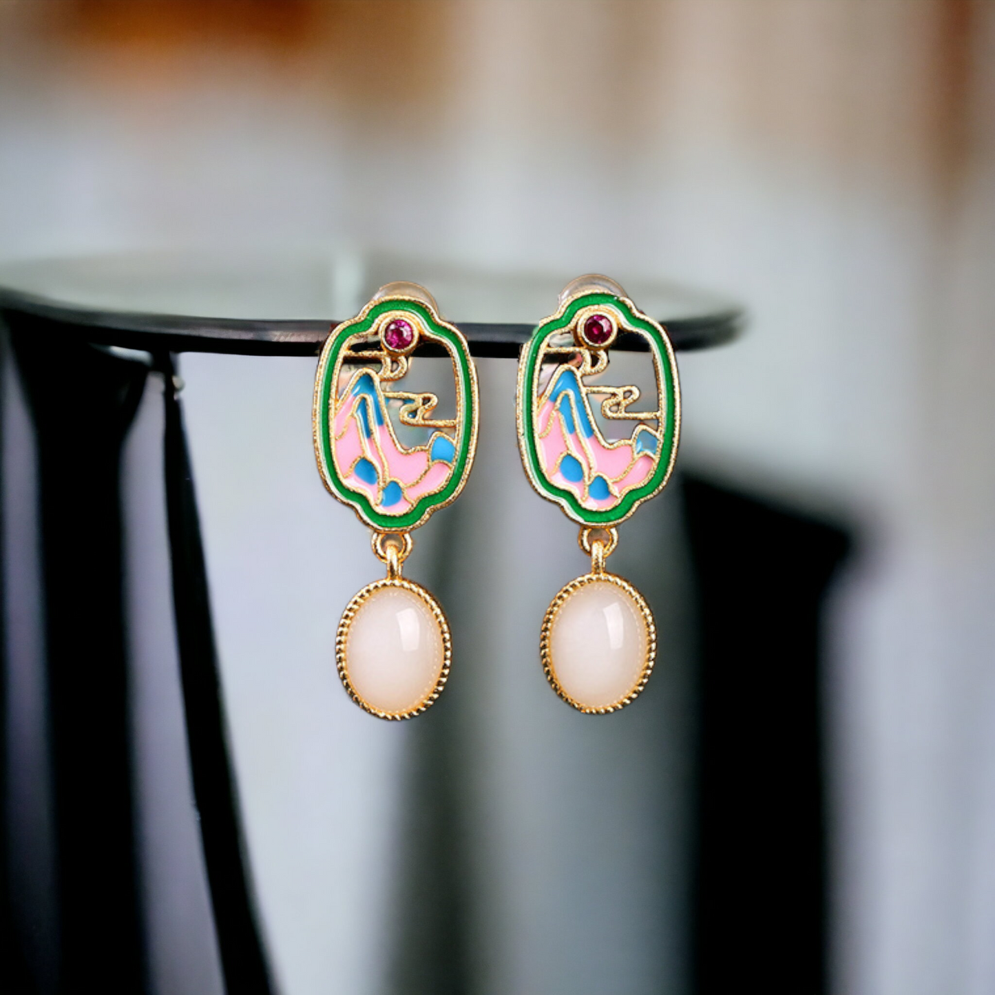 Mountain Shape Earrings