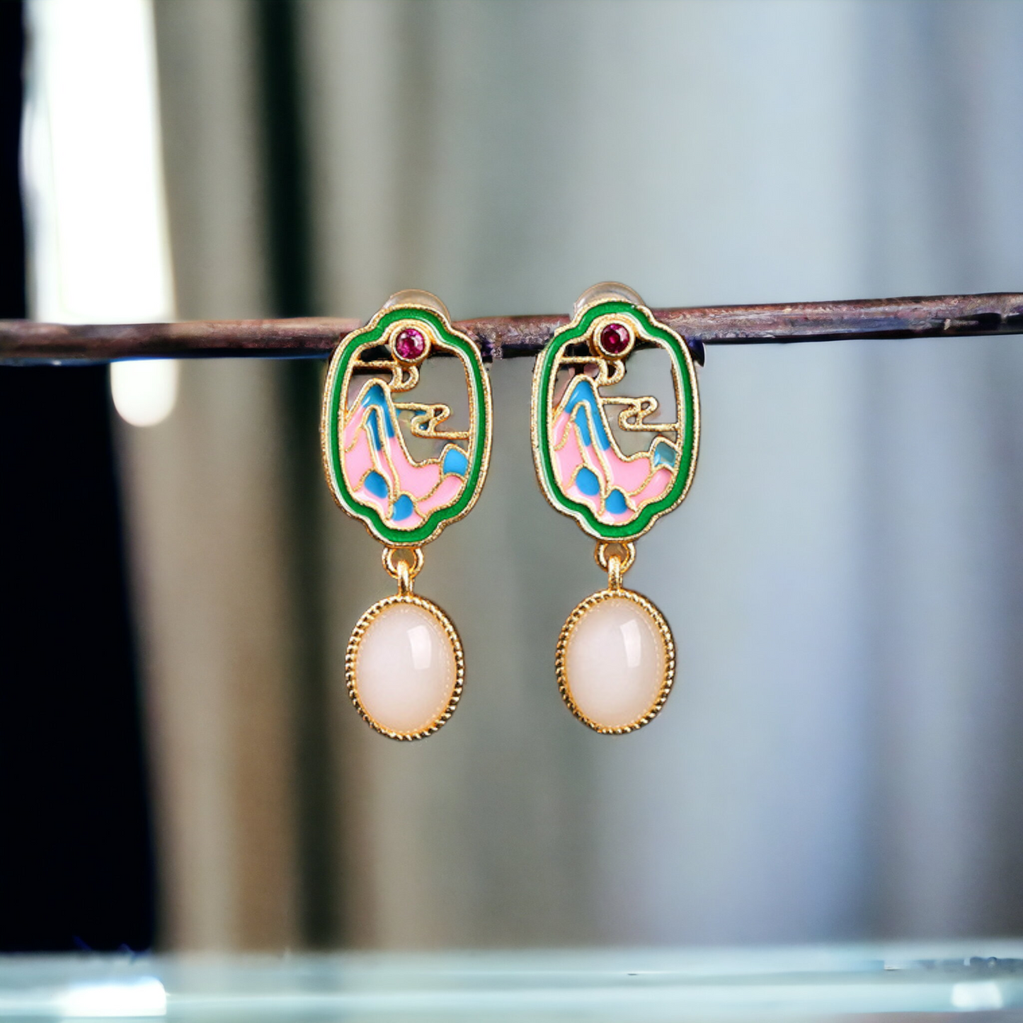 Mountain Shape Earrings