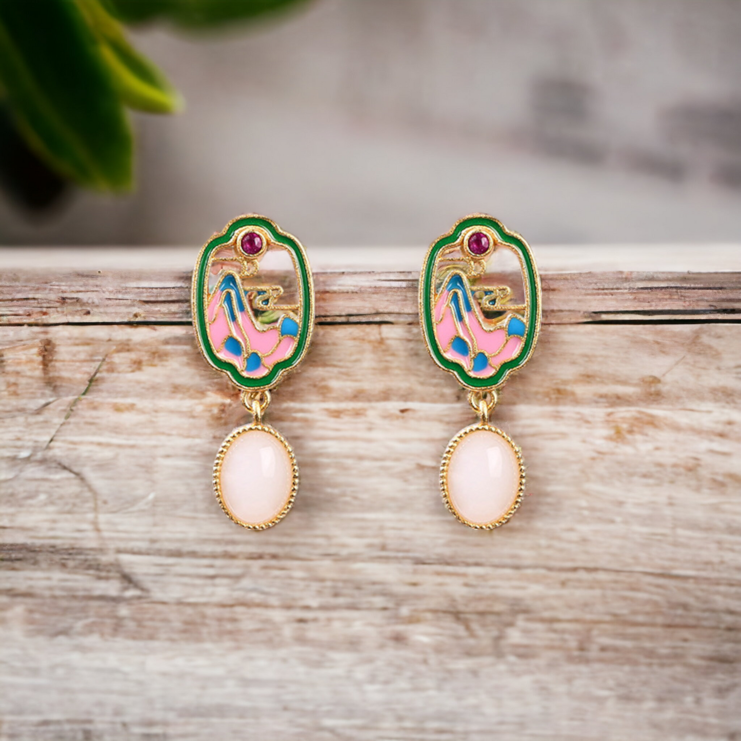 Mountain Shape Earrings