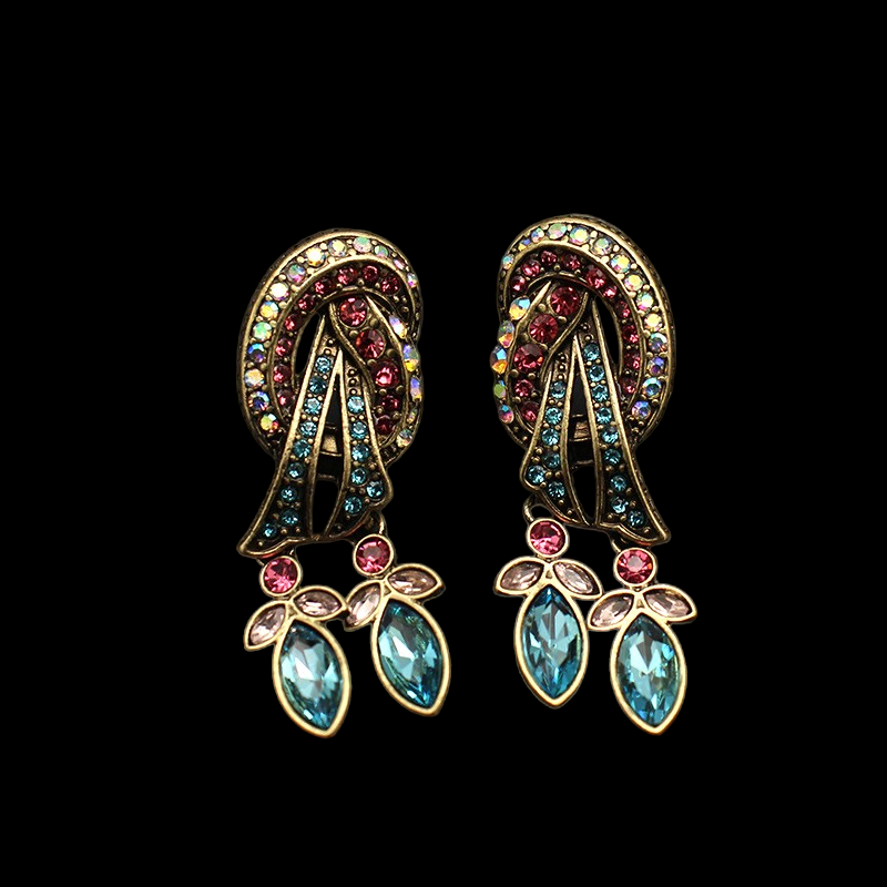 Knot Sparkly Earrings