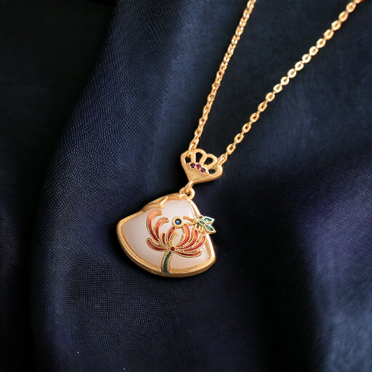 Fan Shape Spider Lily Necklace