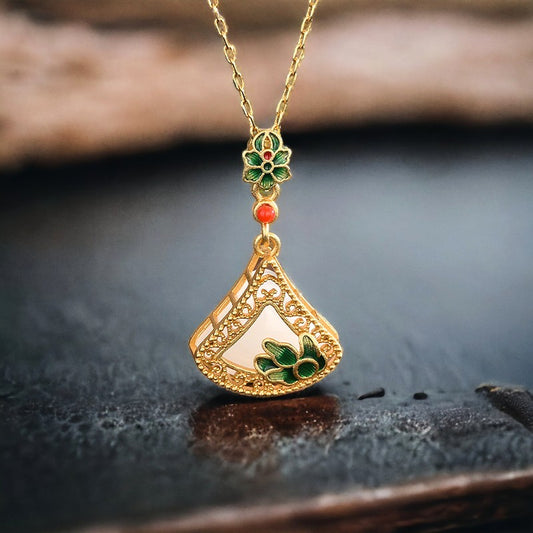 Folding Fan Inspired Vintage Style Floral Necklace