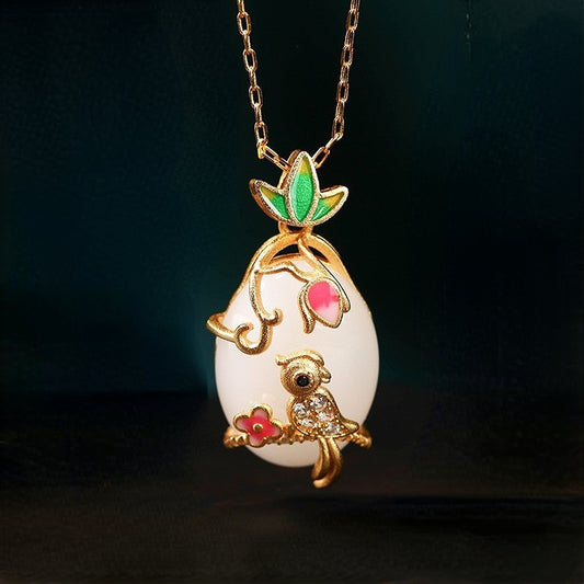 Magpie Floral Vintage Style Necklace