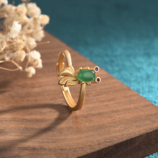 Chrysoprase Vintage Style Goldfish Ring