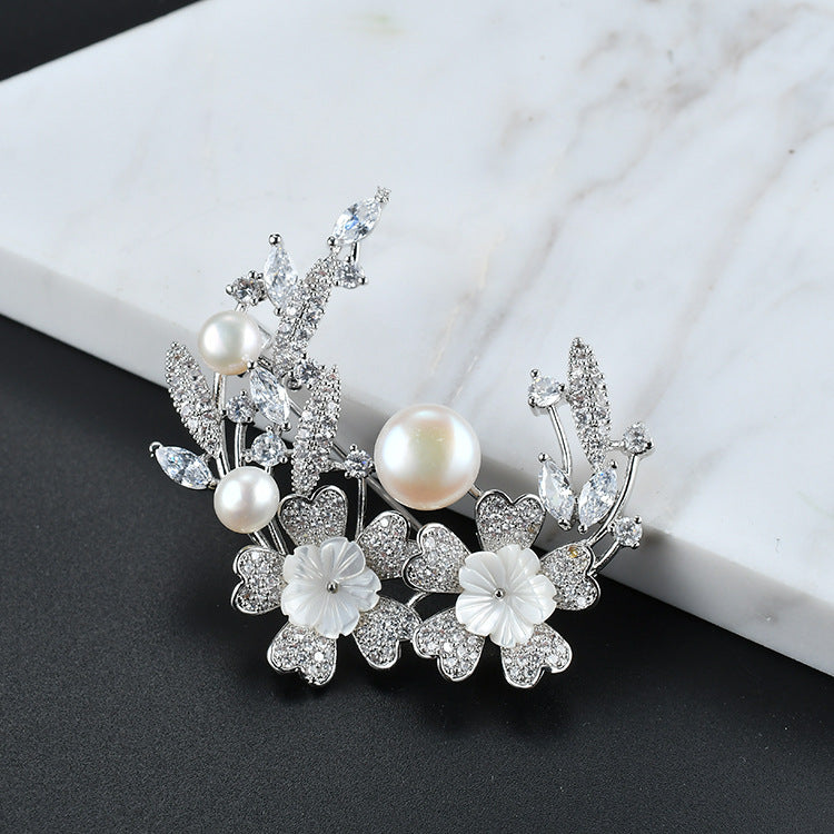Genuine Freshwater Pearl Half Wreath Brooch