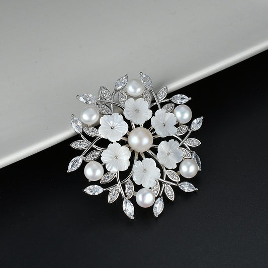 Genuine Freshwater Pearl Wreath Brooch