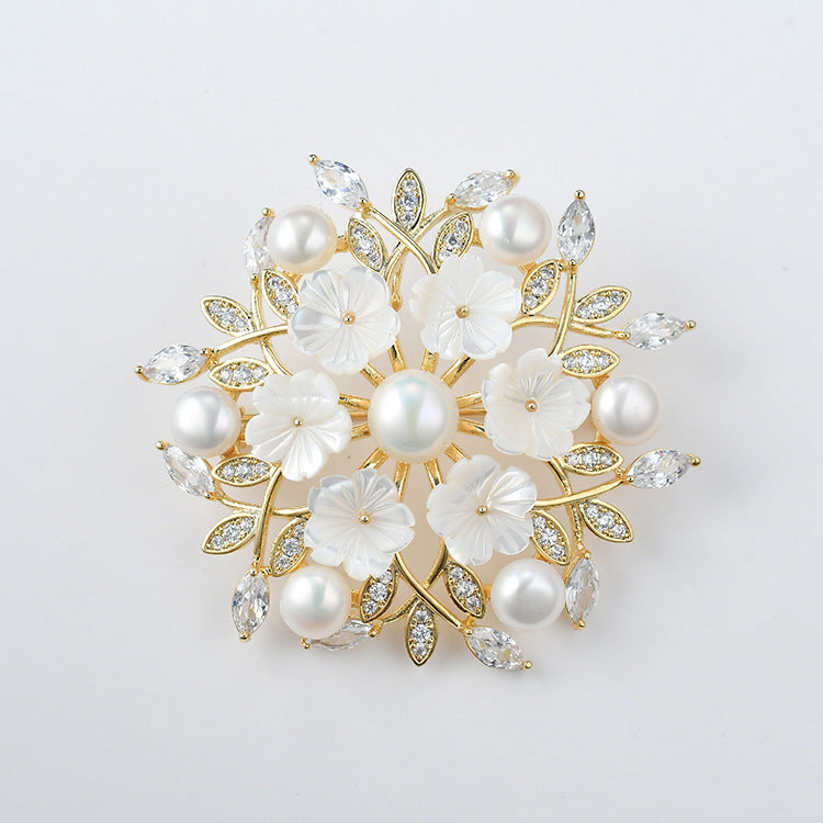 Genuine Freshwater Pearl Wreath Brooch
