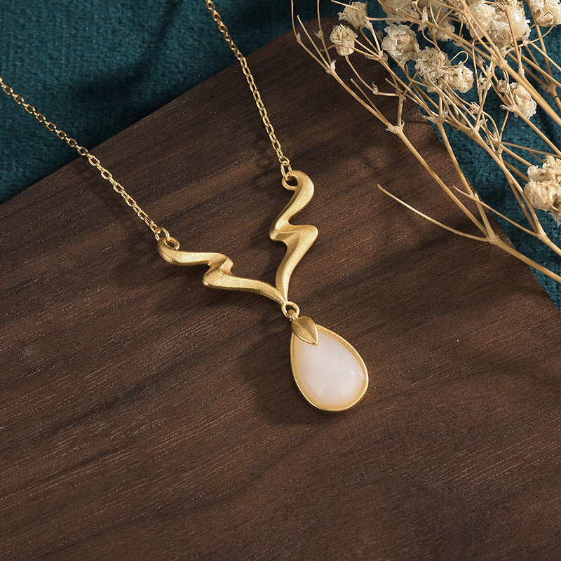 Victorian Style Antler Jade Necklace